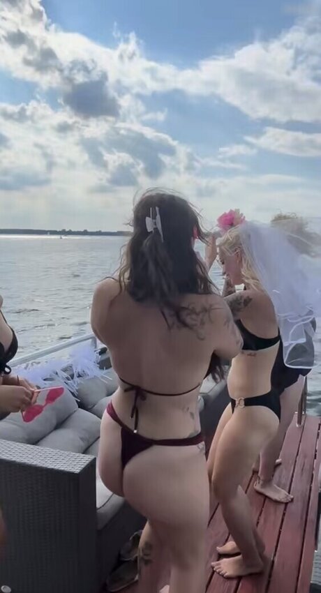 Die Meedtis pornstar xxx pictures