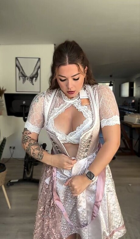 milf fake tits onlyfans top galleries