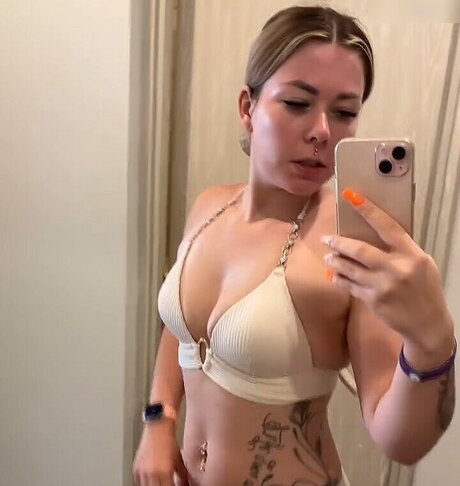 Die Meedtis pornstar sexy pics