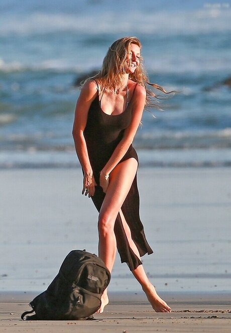 Gisele B ndchen star art photos