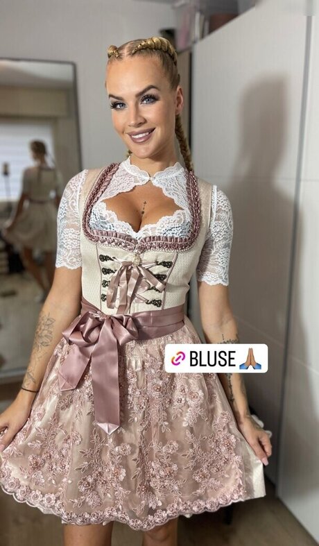 Anna Iffl nder sexy pornstar gallery