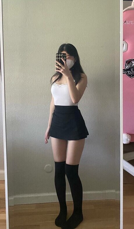 Kasumii model nude image