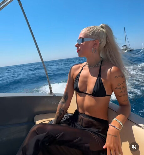 Walentina Doronina erotic pornstar photo