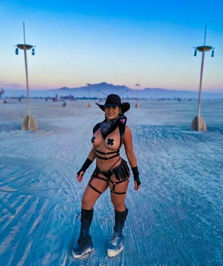 Willydonka xxx actress images