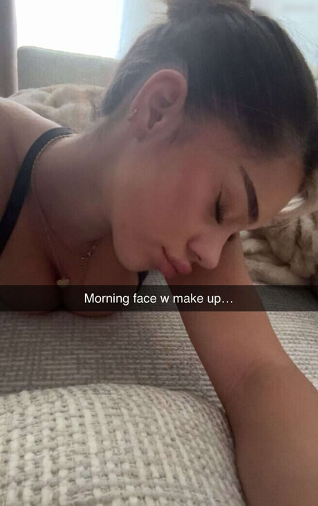 Almira Azemi actress image