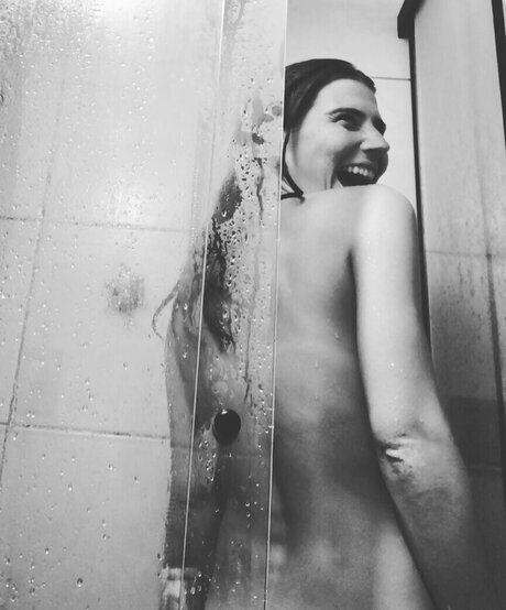 Mariah De Moraes perfect model pics