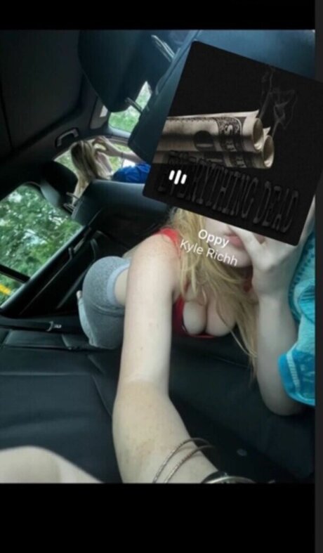 video call onlyfans free porn image