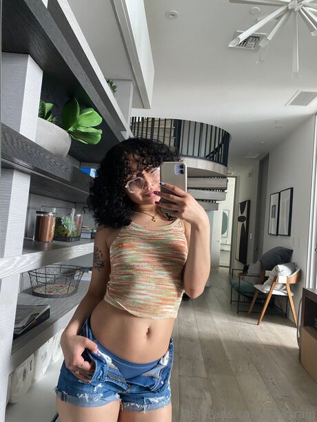 miaxrain model sexy pics