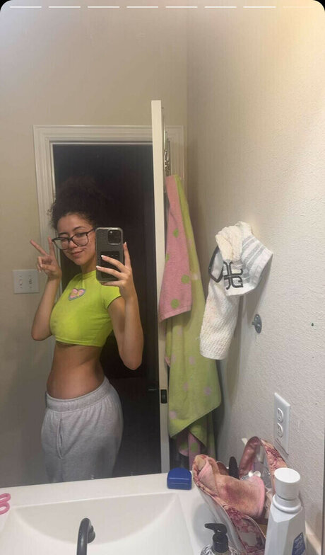 ebony pussy onlyfans naked archive