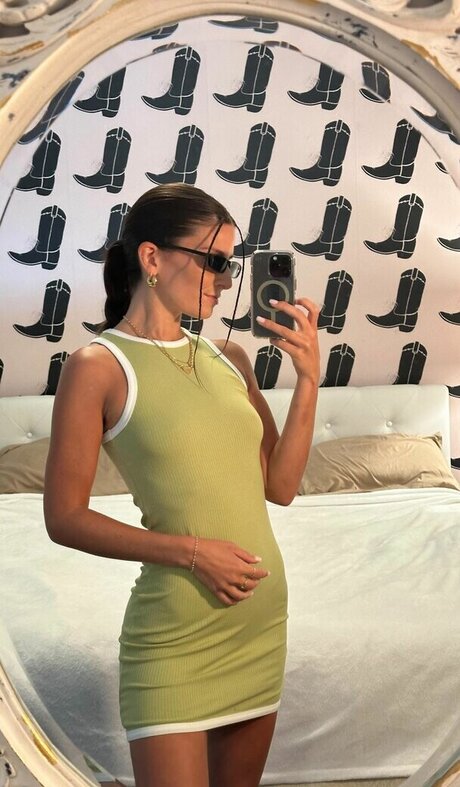 Carla Bezanson high quality actress gallery