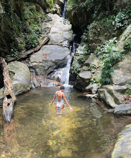 busty milf onlyfans hd galleries