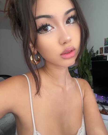 xeiyza free pornstar photos