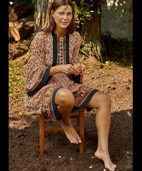 Pamela Tom_ star naked pics