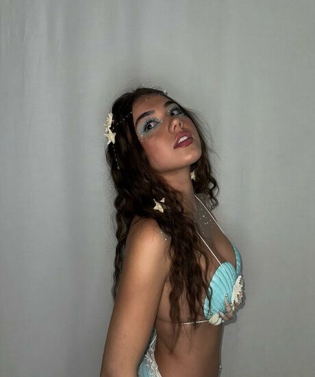 Megmuise nice actress image