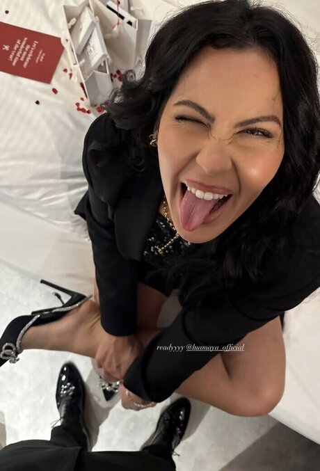 Vendewaa erotic actress gallery