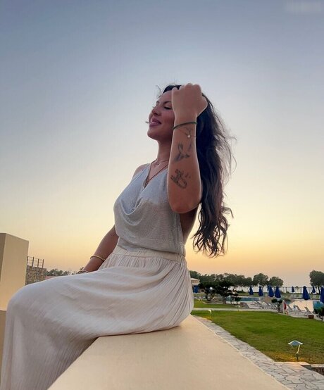 Vendewaa model nudes image