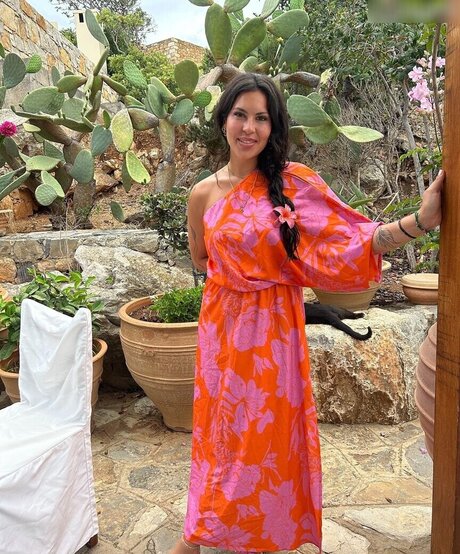 Vendewaa nude actress pictures