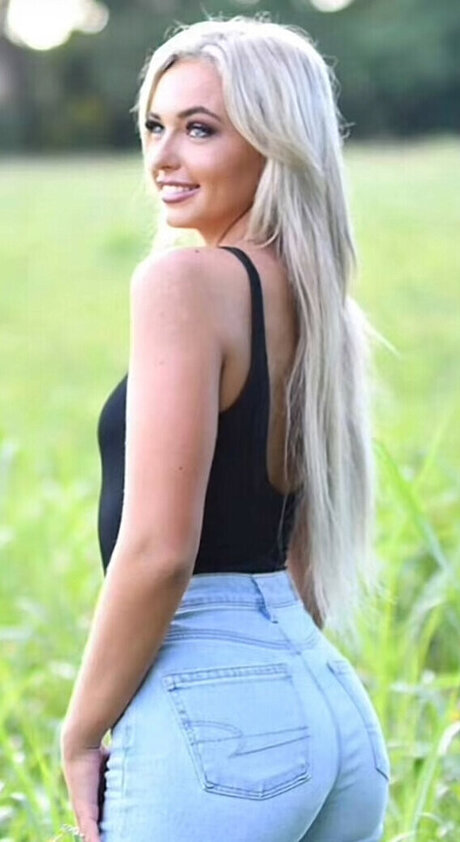 Kamryn Dockery nude actress pic