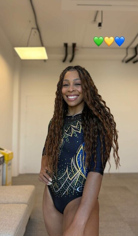 Lorrane Dos Santos model photo