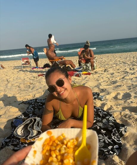 Lorrane Dos Santos pornographic model pictures