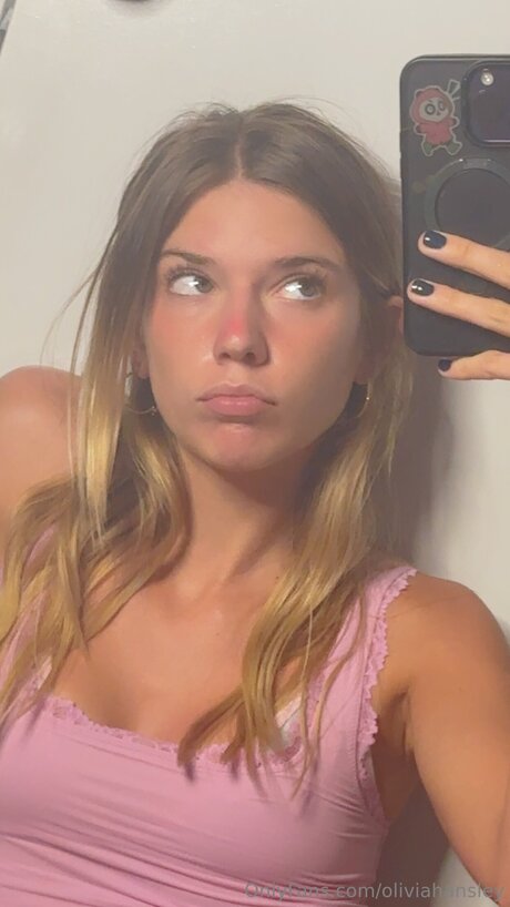 Oliviahansley star nude picture