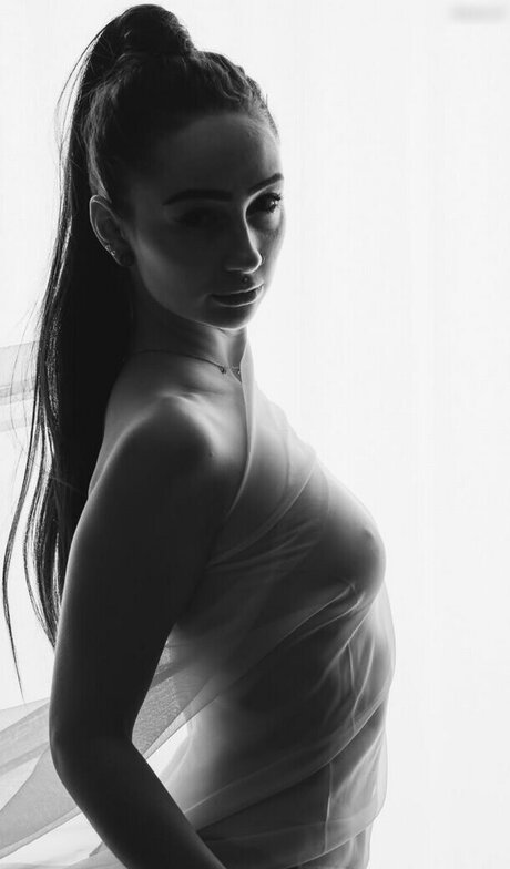 Olivia Michelle model xxx galleries