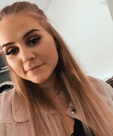 Wollnys pornographic actress image