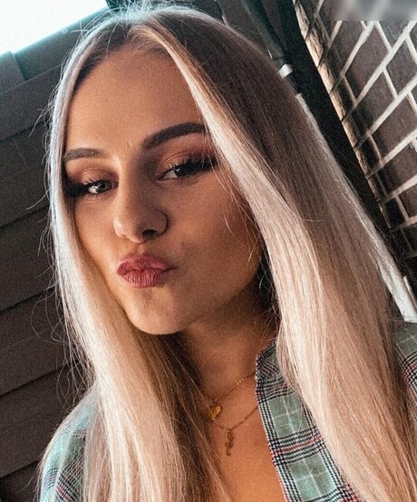 bisexual mmf onlyfans nudes images