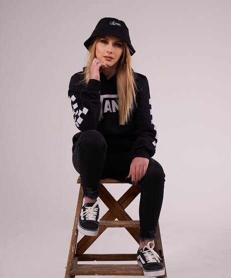 Wollnys top actress pics