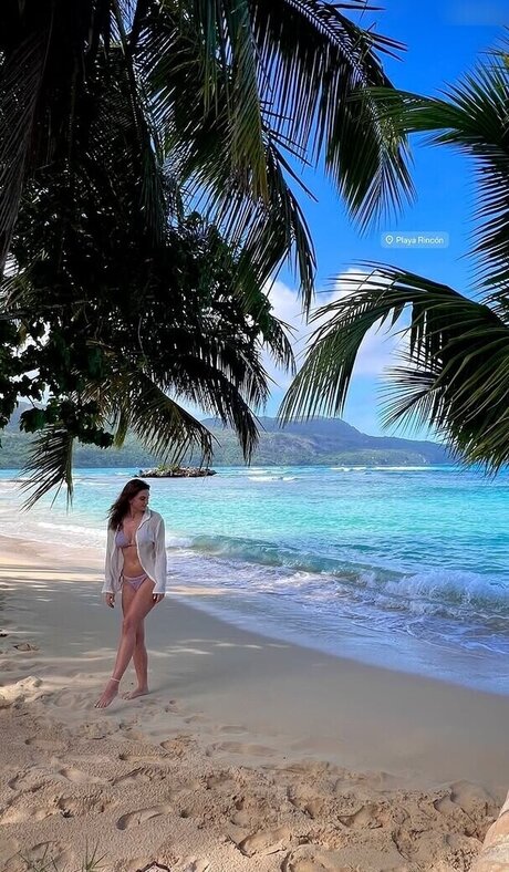 Lexi Si ziehl abegg hot star pics