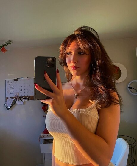 Bella Jones nudes model pictures