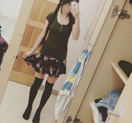 Path Wei_ pretty pornstar picture