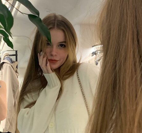 sosihue exclusive actress archive