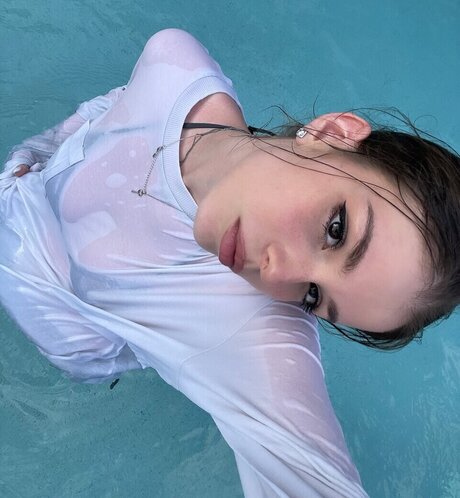 sosihue naked actress picture