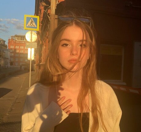 sosihue model top photos