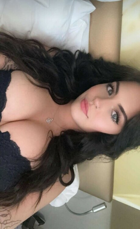 video call onlyfans porn image