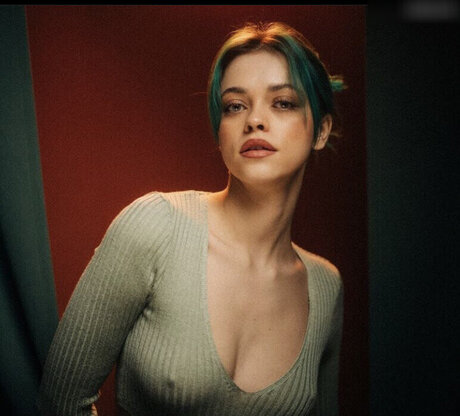 Vanessa Kunz pornstar img