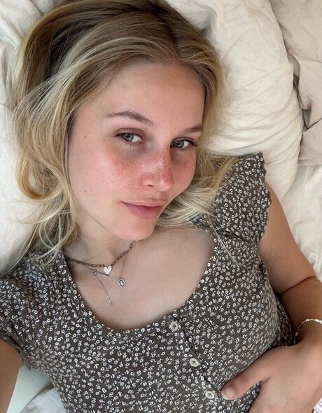 Cirizzle pornstar sex photo