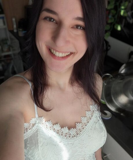 Haselnuuuss erotic actress image