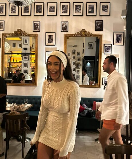 Shayna Senior erotic star pictures