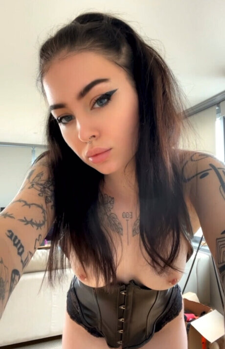 naked hugs aka Sam pretty actress gallery