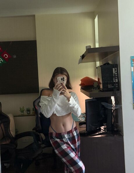 Valeriya Troianova star beautiful images