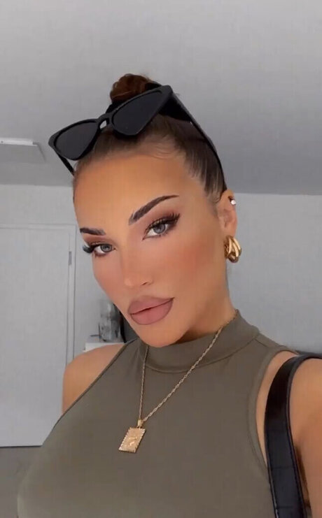 Eileensziv beautiful pornstar photos