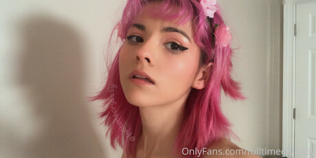 skinny shemale onlyfans free img