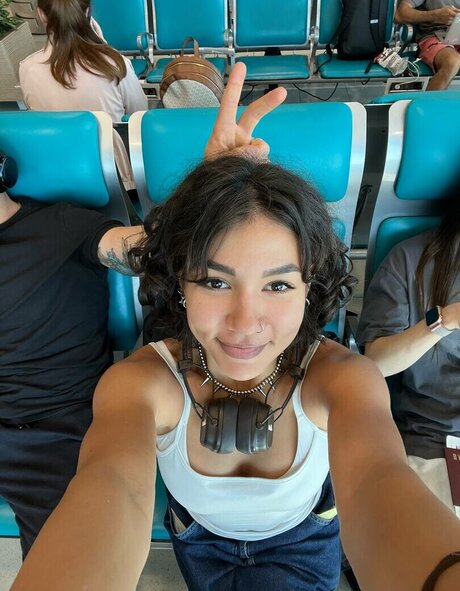 Yashankulova model pornographic photo