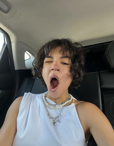 Yashankulova model naked galleries