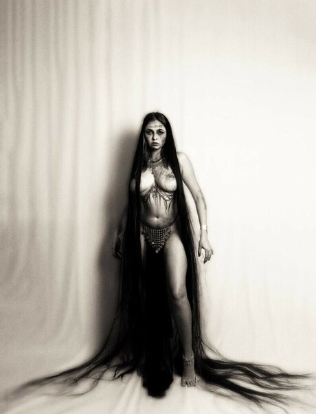 yulkachash model xxx gallery