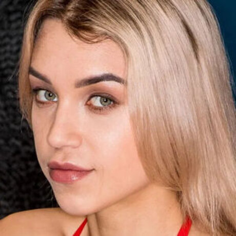 Elena Vedem star sexy galleries