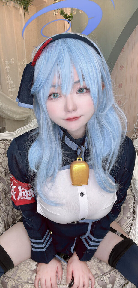 sukiyaki nudes star image