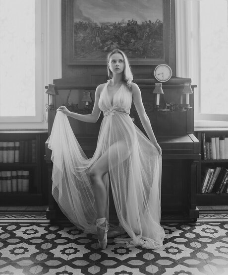 Maria Kompanets star hot picture